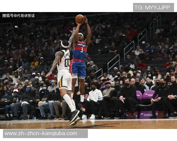 奇才与爵士激战正酣球场上演精彩对决引发球迷热议