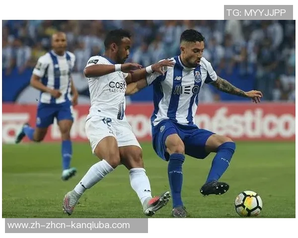 乌德勒支主场迎战圣彼得堡强强对决引发球迷热议与期待